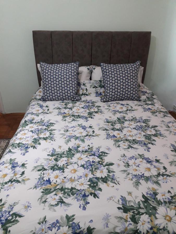 Cozy, Central 1-Bedroom Apartment In Timisoara, Romania エクステリア 写真